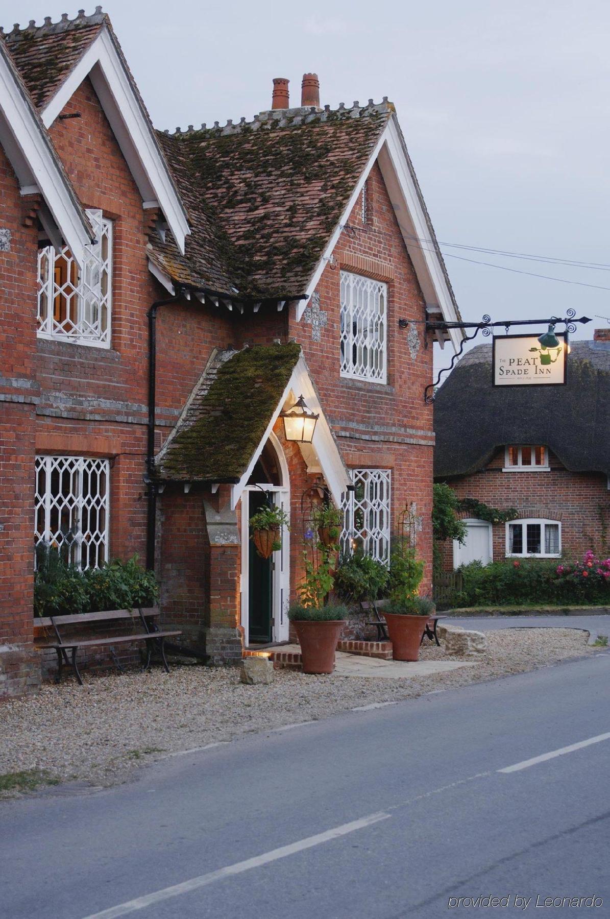 סטוקברידג' The Peat Spade Inn מראה חיצוני תמונה